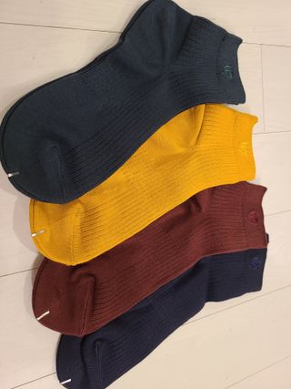 [사이즈가 있는 양말 필로이] 남/여 골지 발목 양말 4족 세트 남【S, M, L, XL】여【S, M, L】_컬러 랜덤 — 5점을 준 리뷰어가 2022년 6월 올린 사용 사진