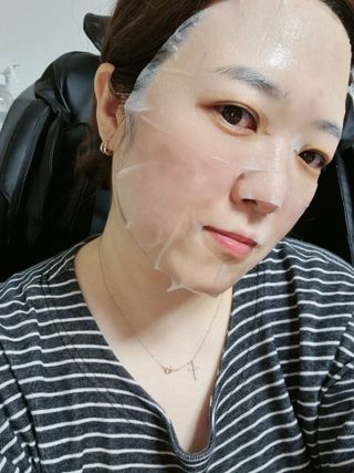 Dr.느루벗 느루벗 EGF FGF 스킨 리커버리 마스크 10장 — 5점을 준 리뷰어가 2021년 4월 올린 사용 사진