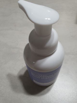 약손명가코스메틱 에오스보떼 브라이트닝 버블 폼 클렌징 300ml — 5점을 준 리뷰어가 2021년 12월 올린 사용 사진