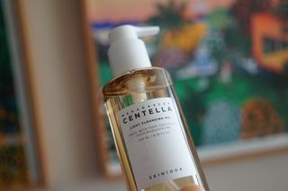 스킨1004 [SKIN1004] 마다가스카르 센텔라 라이트 클렌징 오일 200ml — 5점을 준 리뷰어가 2024년 8월 올린 사용 사진