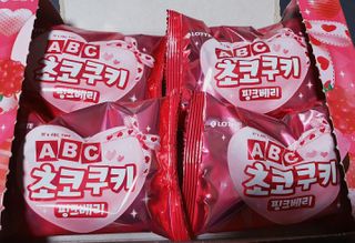 롯데제과 ABC초코쿠키 핑크베리 — 4.5점을 준 리뷰어가 2021년 2월 올린 사용 사진