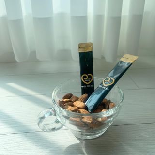짜먹는 이지견과 짜먹는 이지아몬드, 짜먹는 이지허니피넛, 짜먹는 이지캐슈넛 각 10g X  10포 — 5점을 준 리뷰어가 2021년 2월 올린 사용 사진