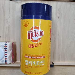 광동생활건강 프리 [광동] VB와 VC를 함유한 멀티 비타민 비타 500 데일리 스틱 180포 — 5점을 준 리뷰어가 2022년 6월 올린 사용 사진