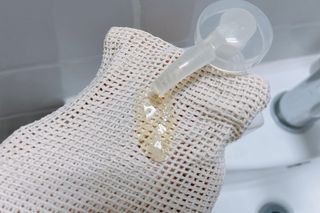 아토컴피 신생아도 사용가능한 무알러지 바디워시 & 여행키트 ( 독일 임상시험 완료 / 영유아 탑투토 워시 겸용 ) — 5점을 준 리뷰어가 2022년 9월 올린 사용 사진