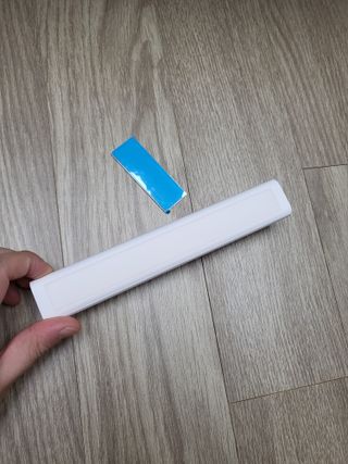 아카라 어두울 때만 켜지는 스마트 무선 센서등 — 4점을 준 리뷰어가 2021년 12월 올린 사용 사진