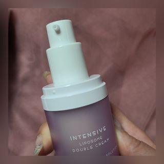 바르셀 주름개선 리프팅 영양크림 인텐시브 리포좀 더블크림-C2 50ml — 5점을 준 리뷰어가 2021년 11월 올린 사용 사진