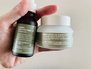 마리엔메이 센서티브 수딩 젤 크림 + 어성초 티트리 추출물 세럼 + 어성초 티트리 모공 클렌징 폼 — 5점을 준 리뷰어가 2021년 9월 올린 사용 사진