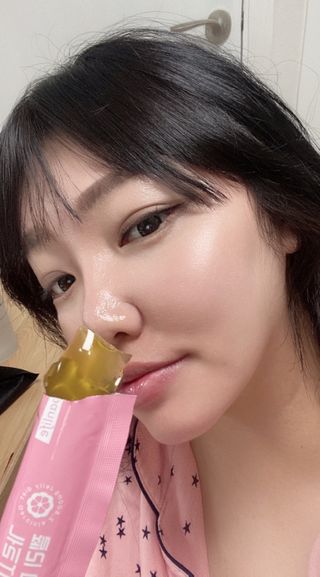 주식회사 얼굴반쪽 [얼굴반쪽 가르시니아 2,800mg] x 14포 1주 젤리 다이어트 보조제 체지방감소 — 4.5점을 준 리뷰어가 2021년 12월 올린 사용 사진