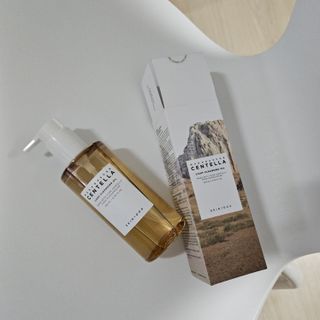 스킨1004 [SKIN1004] 마다가스카르 센텔라 라이트 클렌징 오일 200ml — 4점을 준 리뷰어가 2024년 7월 올린 사용 사진