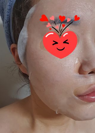 쿠피 피디알엔 연어 더마 페이셜 마스크 — 5점을 준 리뷰어가 2022년 1월 올린 사용 사진