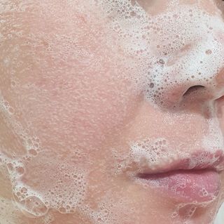 스킨1004 [SKIN1004] 마다가스카르 센텔라 앰플 폼 125ml — 5점을 준 리뷰어가 2024년 8월 올린 사용 사진