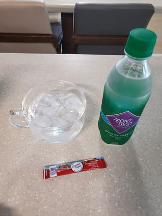 몽베스트 Montbest with Sparkling water Plain 20병 — 5점을 준 리뷰어가 2022년 9월 올린 사용 사진