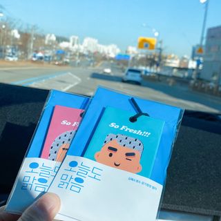 심폐소생소 [오늘도맑음] 차량용 악세사리 공기청정필터 이태리산 자동차용품 내부꾸미기 — 4점을 준 리뷰어가 2021년 12월 올린 사용 사진