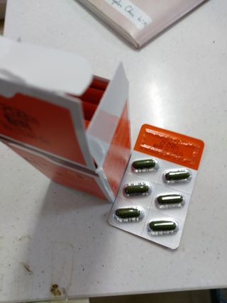 광동생활건강 [9가지 복합기능성] 광동 간 건강엔 활력 밀크씨슬 — 5점을 준 리뷰어가 2023년 3월 올린 사용 사진