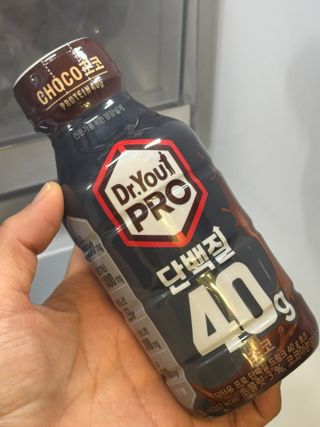 닥터유 프로 단백질 드링크 40g 초코 닥터유 프로 단백질드링크 40g 초코 — 5점을 준 리뷰어가 2024년 8월 올린 사용 사진