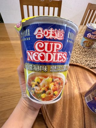 NISSIN 닛신 컵누들  4종 - 씨푸드오리지날, 씨푸드 스파이시, 씨푸드 커리, 씨푸드 XO소스 — 5점을 준 리뷰어가 2023년 1월 올린 사용 사진