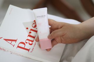 [후르디아] 모공블러 비건 선 프라이머 — 4.5점을 준 리뷰어가 2022년 5월 올린 사용 사진
