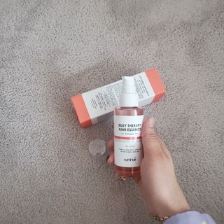 썸헤어 / SUMHAIR 썸헤어 실키 테라피 헤어 에센스 — 5점을 준 리뷰어가 2021년 4월 올린 사용 사진
