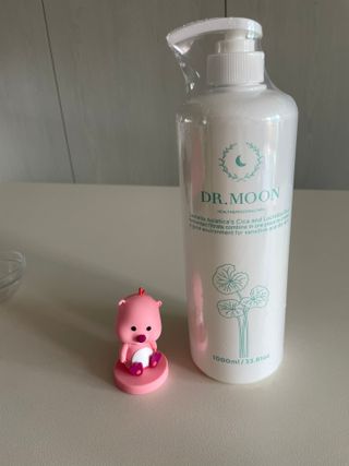 [닥터문] 센텔라 시카케어 화이트머스크 바디워시 1000ml — 5점을 준 리뷰어가 2023년 6월 올린 사용 사진