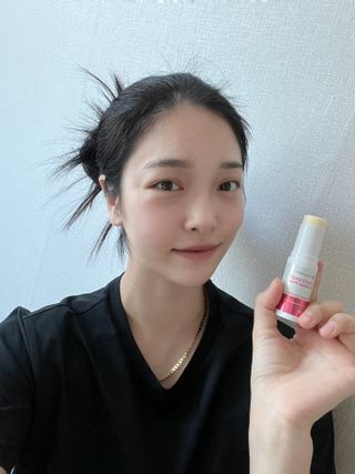 리더스코스메틱 리더스 퍼스트 샷 에센스 스틱 2종 — 4점을 준 리뷰어가 2022년 3월 올린 사용 사진
