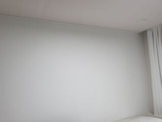쿠셔니 붙이는 실크단열벽지 50cm x 20m 4olor 중 택1 — 4.5점을 준 리뷰어가 2022년 1월 올린 사용 사진
