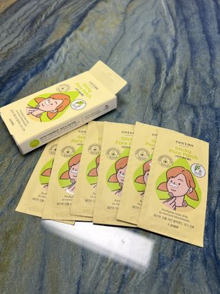 세뚜아(Cettua) 세뚜아 스티키 포어 패치 Cettua Sticky Pore Patch — 5점을 준 리뷰어가 2023년 8월 올린 사용 사진