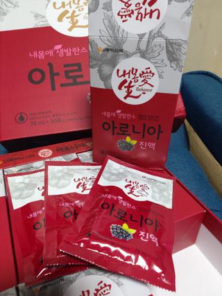 서울약사신협_내몸애생발란스아로니아_70ml x 30포 — 5점을 준 리뷰어가 2021년 6월 올린 사용 사진