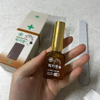 유케어 YOU CARE 문제성 손발톱케어_럭키풋 — 5점을 준 리뷰어가 2022년 9월 올린 사용 사진