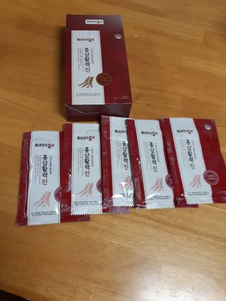 힘내라김홍삼 홍삼활력진 50ml x 5포 — 3점을 준 리뷰어가 2021년 3월 올린 사용 사진