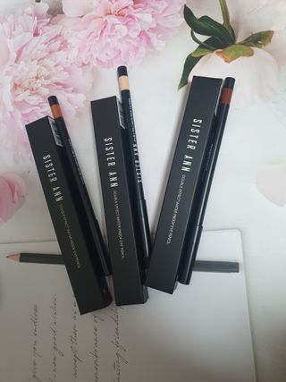 [씨스터앤] 봄맞이 아이메이크업 추천! 로지세트 (아이펜슬 04 글램라떼 + 06 베이비피치 + 10 다크로즈) — 5점을 준 리뷰어가 2022년 3월 올린 사용 사진
