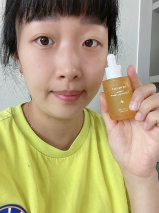 체르엠 스템앤셀 비타민 브라이트닝 에센스 30ml 1개 — 5점을 준 리뷰어가 2021년 10월 올린 사용 사진