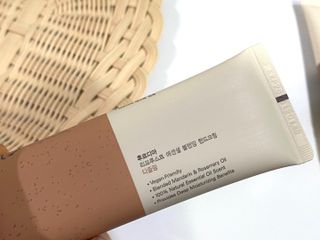 [후르디아] 끈적임 없는 착한성분 비건  핸드크림 3종 — 4.5점을 준 리뷰어가 2023년 2월 올린 사용 사진