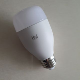 헤이홈 LED전구 화이트 스마트 전구 wifi 연결 스마트폰 연동 음성제어 원격제어 — 5점을 준 리뷰어가 2021년 5월 올린 사용 사진
