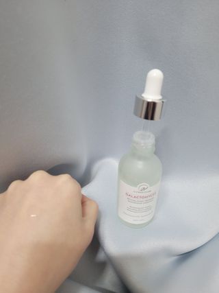 오투에니원 갈락토미세스 리바이탈라이징 프리미엄 화이트닝 에센스 50ml — 3점을 준 리뷰어가 2023년 3월 올린 사용 사진
