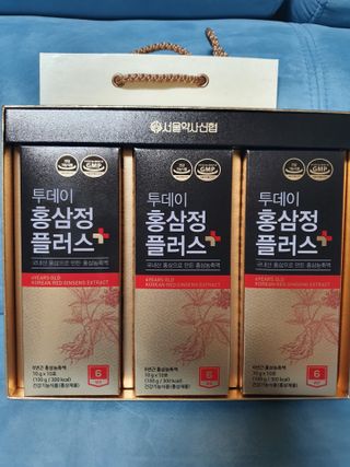 서울약사신협_투데이홍삼정플러스스틱_10g x 30포 — 5점을 준 리뷰어가 2021년 5월 올린 사용 사진