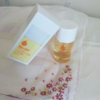 바이오오일 [바이오-오일] 스킨케어 오일 내추럴 60ml — 4점을 준 리뷰어가 2021년 11월 올린 사용 사진