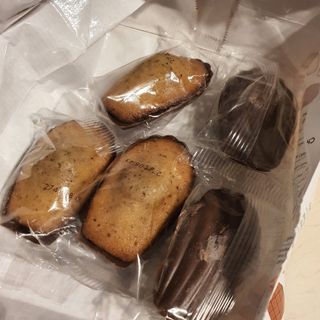 [메종콜리브리] 프랑스 마들렌 메종콜리브리 헤이즐넛 마들렌 2팩 — 5점을 준 리뷰어가 2021년 11월 올린 사용 사진