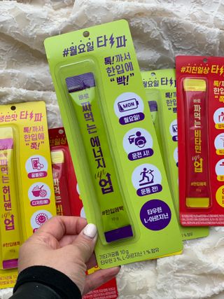 아임오 편의점 신상 타파, 바로 짜먹는 3종 _ 에너지업X2ea, 비타민업X2ea, 허니앤업X2ea — 5점을 준 리뷰어가 2021년 11월 올린 사용 사진