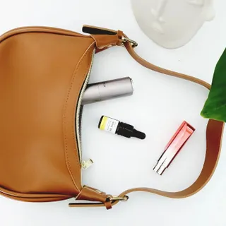라라로즈데이 시즌2 천연 아로마오일 Y존 케어 속옷향수 이너퍼퓸 5ml  여성의 자존감을 UP시키자 — 5점을 준 리뷰어가 2021년 9월 올린 사용 사진