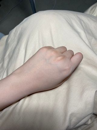 아이앤립 / EYENLIP 아이앤립 루센트 비비크림 2 Color — 4점을 준 리뷰어가 2021년 6월 올린 사용 사진