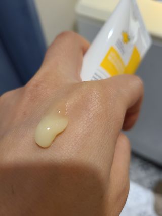 랑벨 비타 에너지 잡티 크림 75ml (피부 속 기미완화크림) — 5점을 준 리뷰어가 2022년 5월 올린 사용 사진