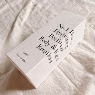 줄라이 모닝 _ JULY MORNING 줄라이모닝 하이드레이팅 퍼퓸드 바디앤핸드 에멀젼 — 5점을 준 리뷰어가 2021년 9월 올린 사용 사진