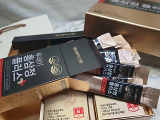서울약사신협_투데이홍삼정플러스스틱_10g x 30포 — 5점을 준 리뷰어가 2021년 2월 올린 사용 사진