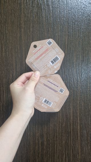 [후르디아] 올리브영 꿀과즙 립밤 2종 (블루베리/석류) — 5점을 준 리뷰어가 2022년 12월 올린 사용 사진