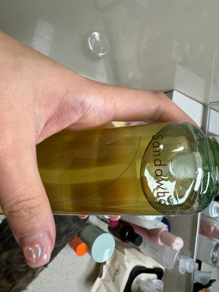 스킨큐어 산다화 순한 클렌징 동백 오일 200ml — 5점을 준 리뷰어가 2023년 12월 올린 사용 사진