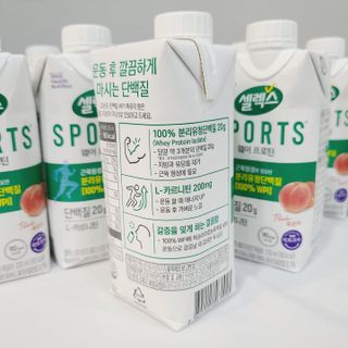 셀렉스스포츠 셀렉스 스포츠 웨이 프로틴 복숭아_ 330ml x 12팩 — 4점을 준 리뷰어가 2021년 10월 올린 사용 사진