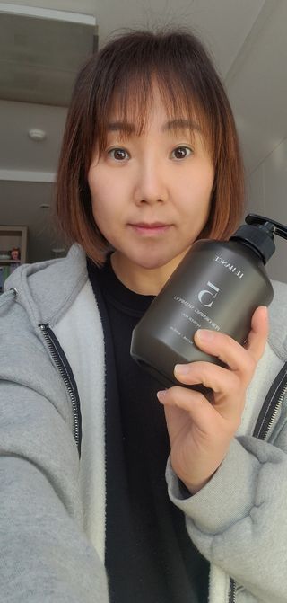 르핸스 퍼포밍 5 샴푸 비반트 포렛/베티버 포그 — 4점을 준 리뷰어가 2022년 12월 올린 사용 사진