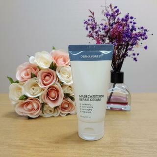더마포레스트 마데카소사이드 리페어 크림 / 캐비아추출물 병풀추출물 시카케어 미백 주름개선 — 5점을 준 리뷰어가 2021년 7월 올린 사용 사진