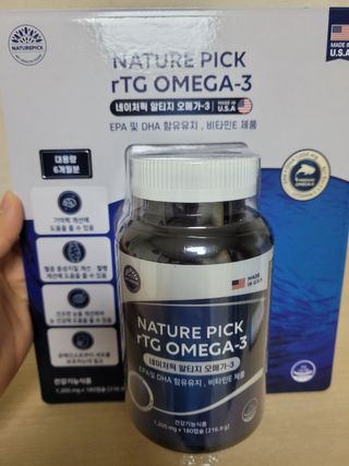 서울약사신협 네이처픽_알티지오메가3_1,205mg x 180캡슐 — 5점을 준 리뷰어가 2021년 9월 올린 사용 사진