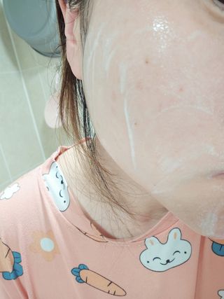 스킨큐어 산다화 순한 클렌징 동백 오일 200ml — 5점을 준 리뷰어가 2023년 4월 올린 사용 사진